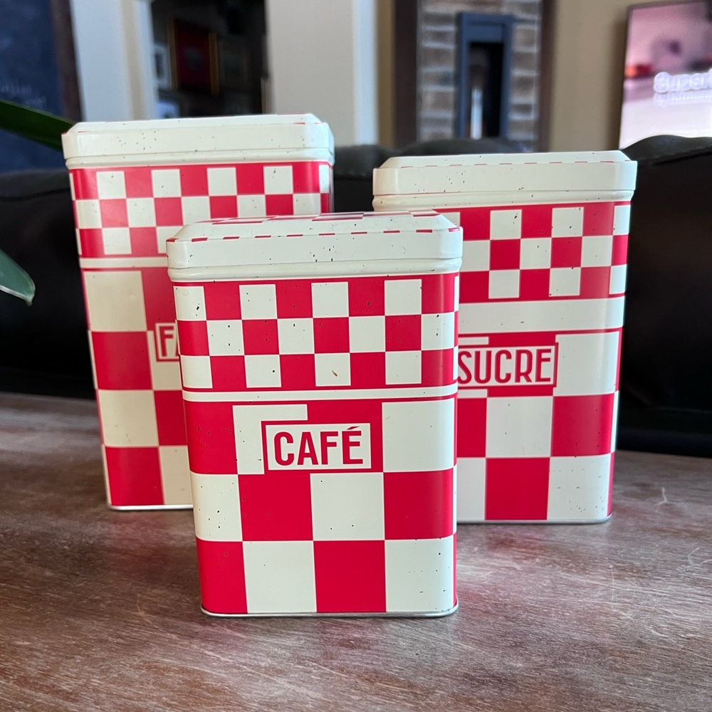 𝑪𝒐𝒎𝒕𝒐𝒊𝒓 𝒅𝒆 𝑭𝒂𝒎𝒊𝒍𝒍𝒆 French Canister Set Red and Cream Tins Kitchen farmhouse - Picture 4 of 9